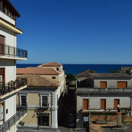 Emerella Апартаменты *