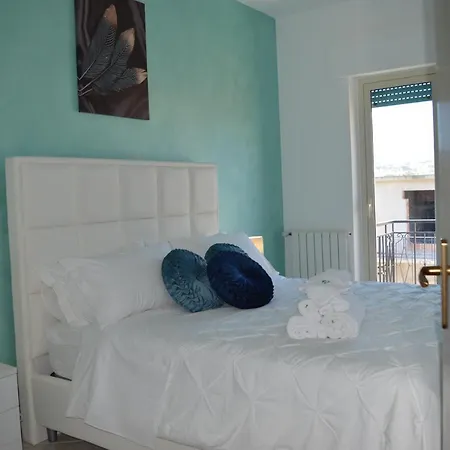 Emerella Apartment *