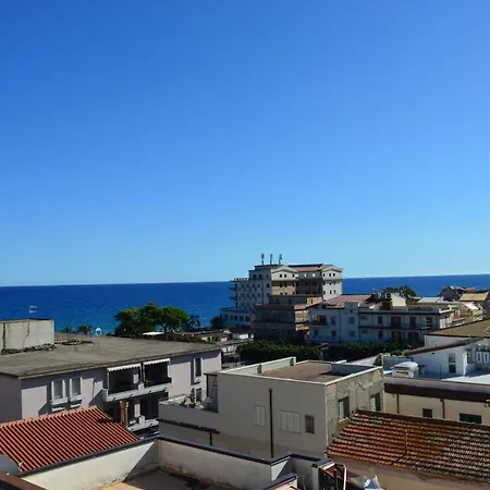 Апартаменты Emerella