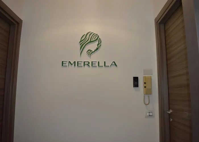 Emerella Апартаменты *